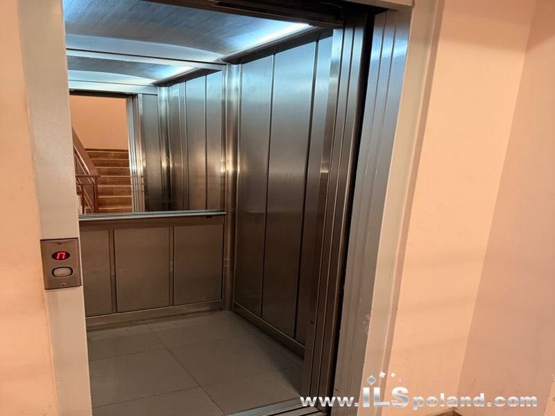 Продава се Многостаен апартамент в Варна, Окръжна болница - 195 кв.м за 1944 €/кв.м - Снимка #21