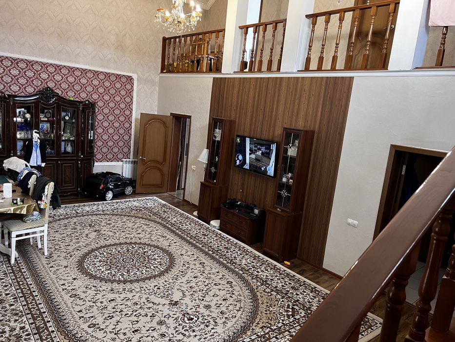 Продам дом (коттедж)