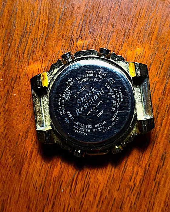 Часы электронные Casio