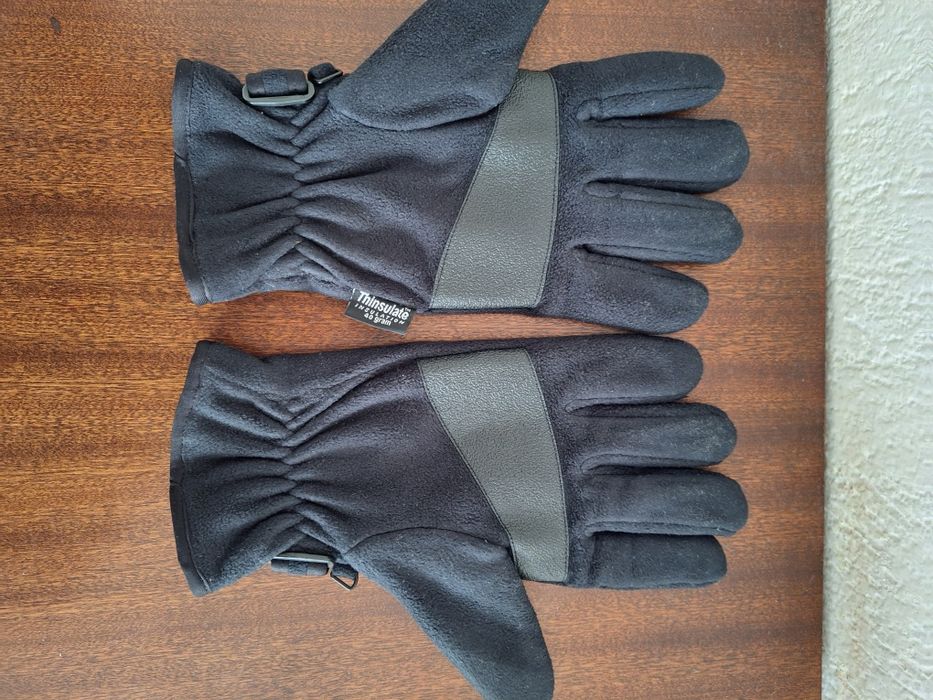 Маркови ръкавици на Тинсулате Инсулацион Тех 40 gram от мека,поларена