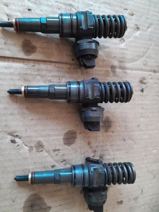 injector injectoare audi a4 b7 1.9tdi bke brb skoda fabia vw polo ibiz