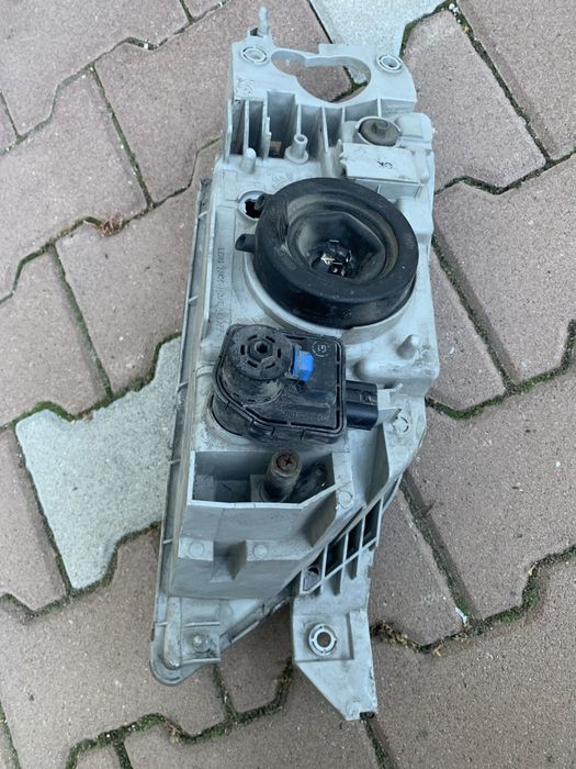 Фар ляв мазда примаси mazda premacy