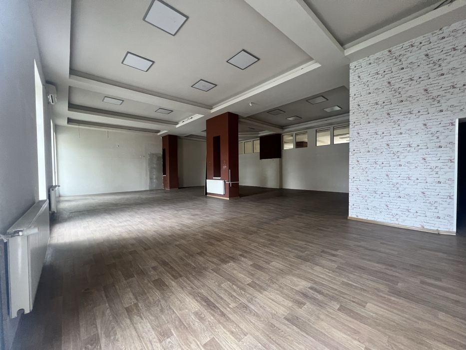 Spatiu de inchiriat 400mp, zona centrala