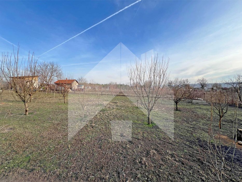 Продава се Земеделски имот в Нови пазар -  кв.м за 18 €/дка - Снимка #2