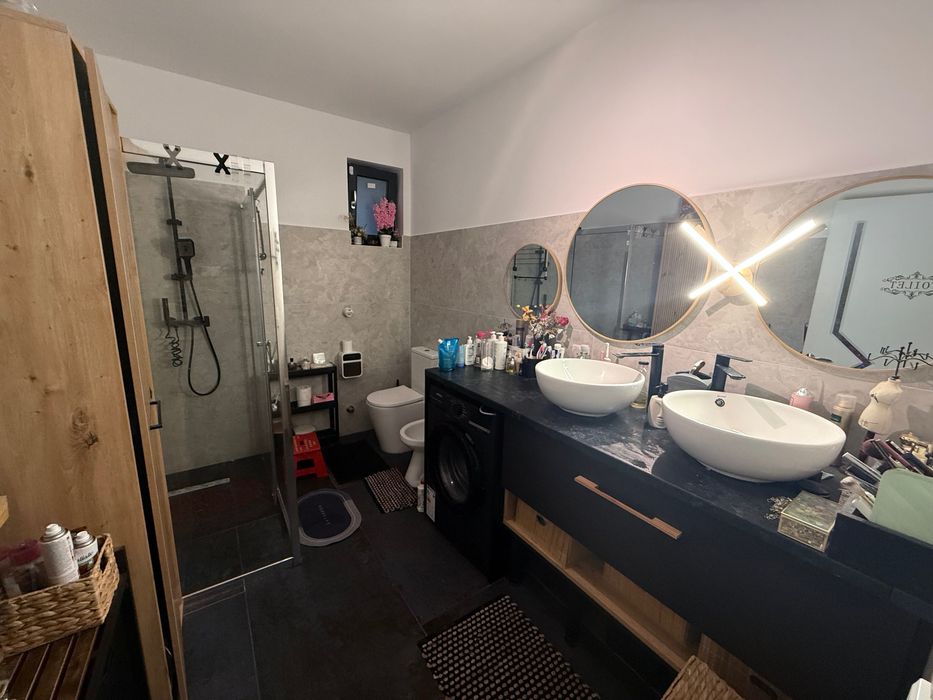 Vand casa Margineni mobilata si utilata