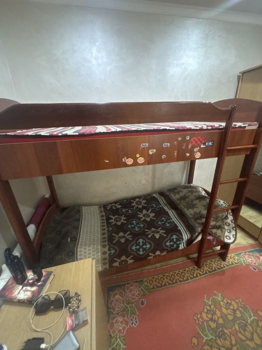 Двух яростная кровать