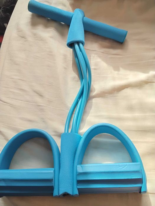Aparat multifunctional pentru fitness cu 4 tuburi,43cmx25cm,nou