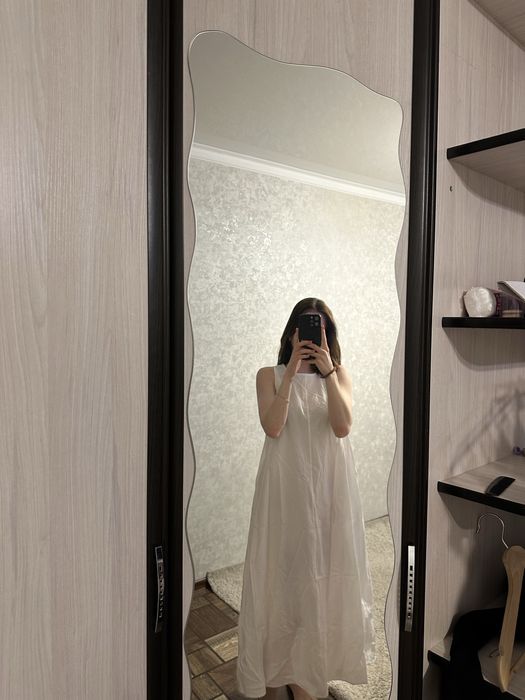 Продам женские платья