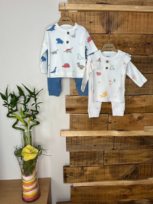 Комплект за момиче - 2 части (рипс)