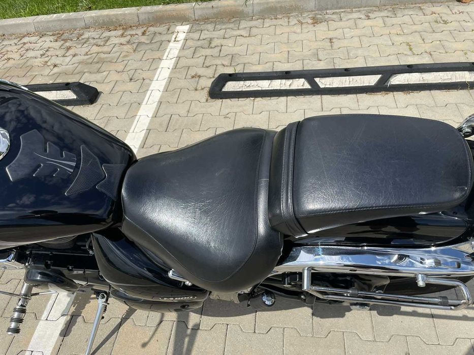 Suzuki Intruder M800