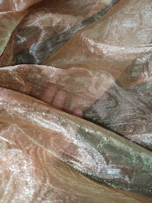 Продам тюль, отличное состояние.