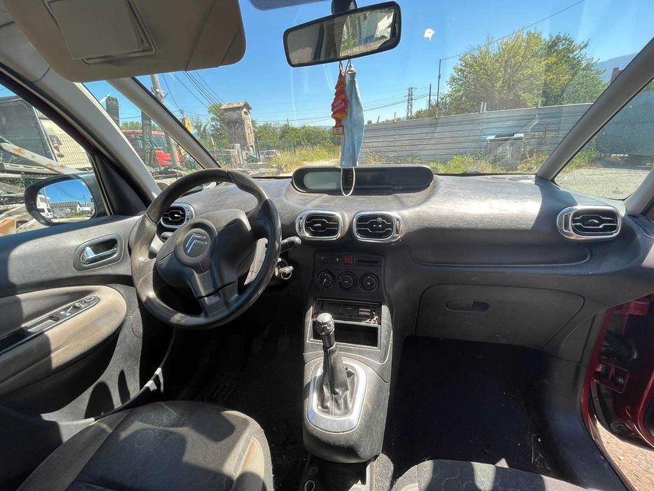 Citroen C3 Picasso 1,4 i , Ситроен Ц3 Пикасо на части!
Юни 2009