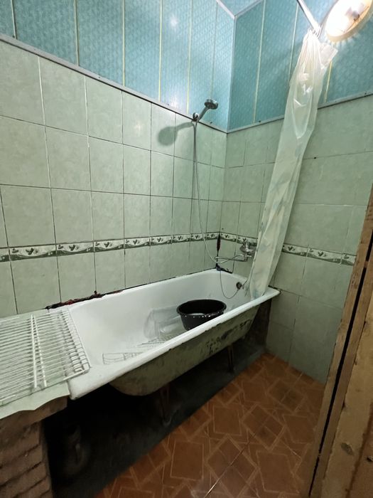 3 хонали кисман жихозланган Горпарк тепасида