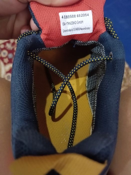 Кроссовки для повседневной ходьбы