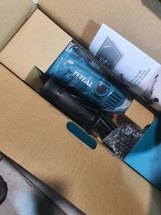 Ъглошлайф TOTAL, 1010 W, Ф 100 мм