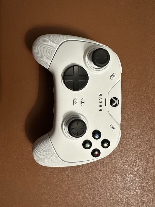 Razer wolverine v2 геймпад