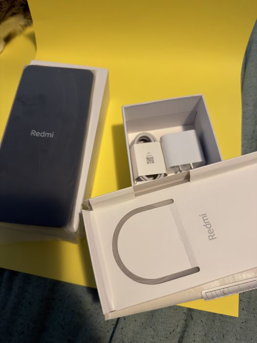 Redmi 14C 128 GB nou full