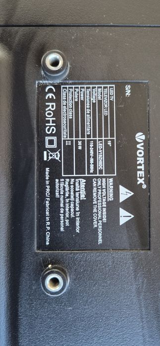 Vând televizor marca Vortex de 19 inchi  pentru piese