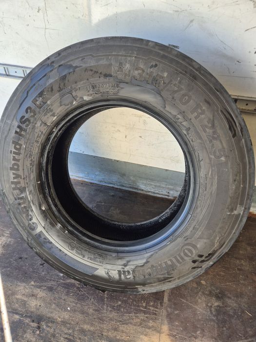 Предна гума камион 315/70/22.5 Continental