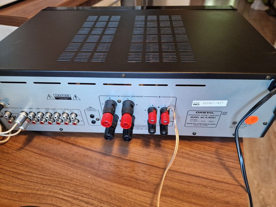 Amplificator Onkyo A8051,sunet cald ,stare f. buna