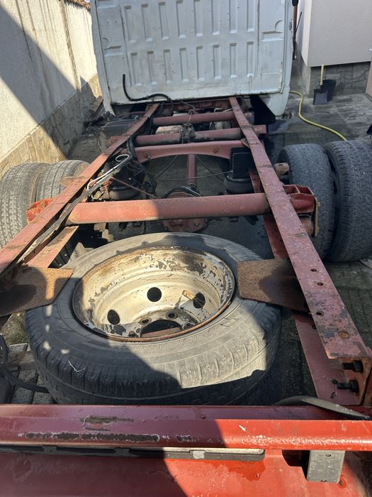 Продавам Ивеко 3512