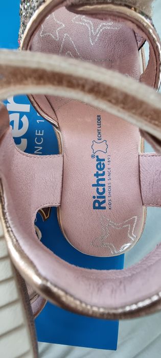 Сандали за момиче 25н Richtex