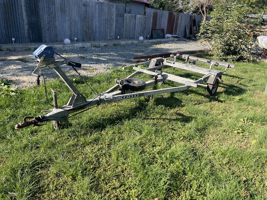 Peridoc ellebi cu franare inertială