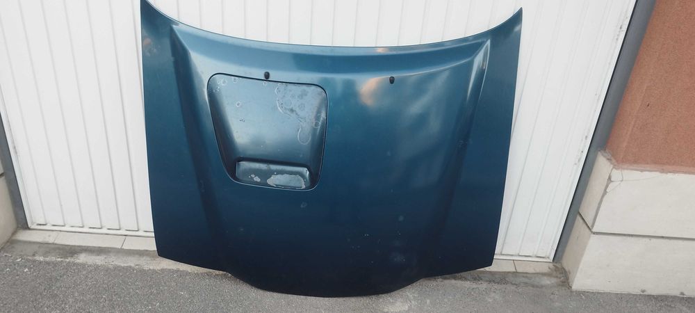 Преден капак ,нисан терано2