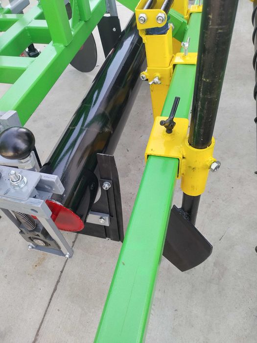 Машина за мулч с лехообразувател