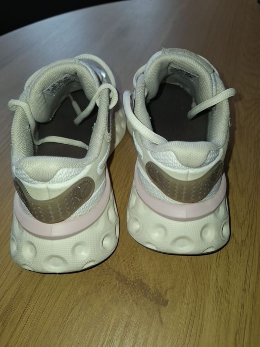 Маратонки ПУМА  !