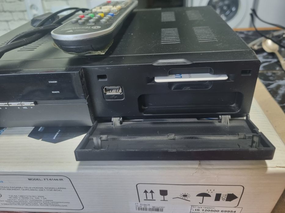 Уздижитал тюнер б/у и др.