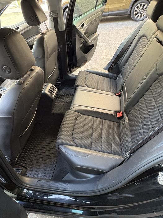Volkswagen Golf VII Comfortline 1.6 TDI DSG | 08/2017 | 245.500 km | 8.800 € negociabil