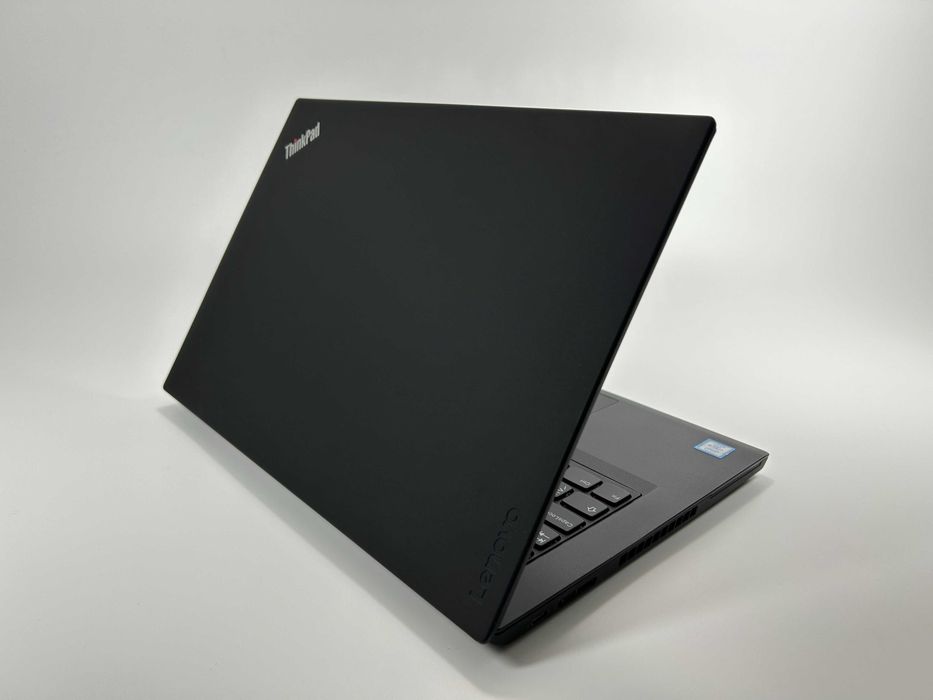 Laptop Lenovo T490 Intel i5 14 inch FullHD Slim business Garantie 1 an