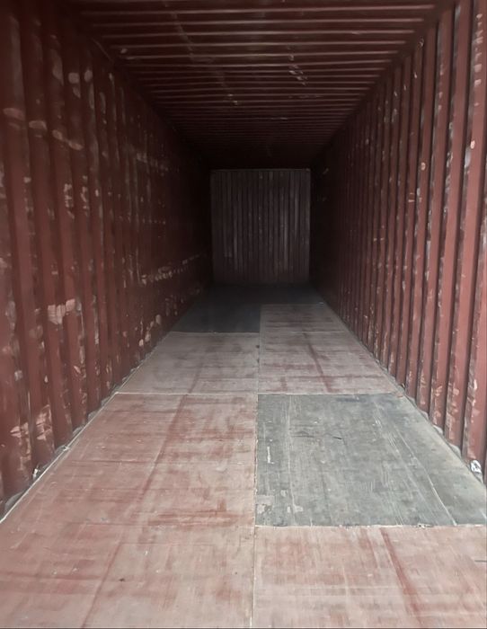 Продается контейнера