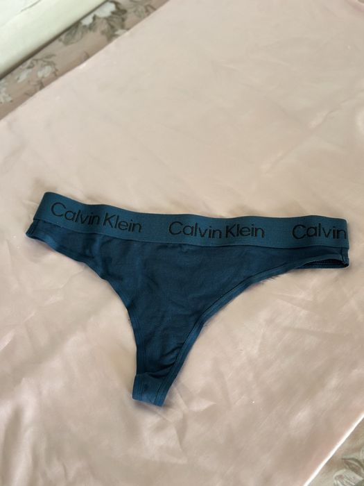 Бельо Calvin Klein