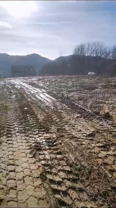 Teren intravilan Valcea -Vladesti – 4800 m² Pozitie /relief deosebit!