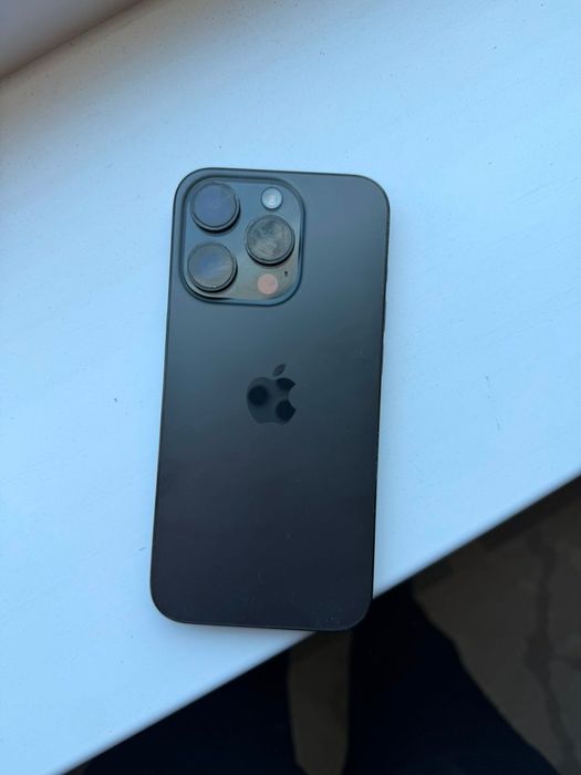 iPhone 15 pro 128