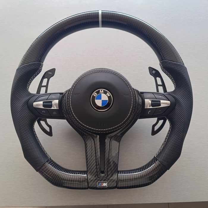 Карбонови М волан  BMW  F10 F11 F07 F12 F13 F32 F30 F36 F33 F48 F25 F15 F16 идр