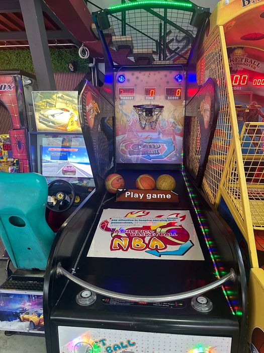 Баскетбол,хокей,въздушен,билярд, джага,коксови машини, клатушки, дартс