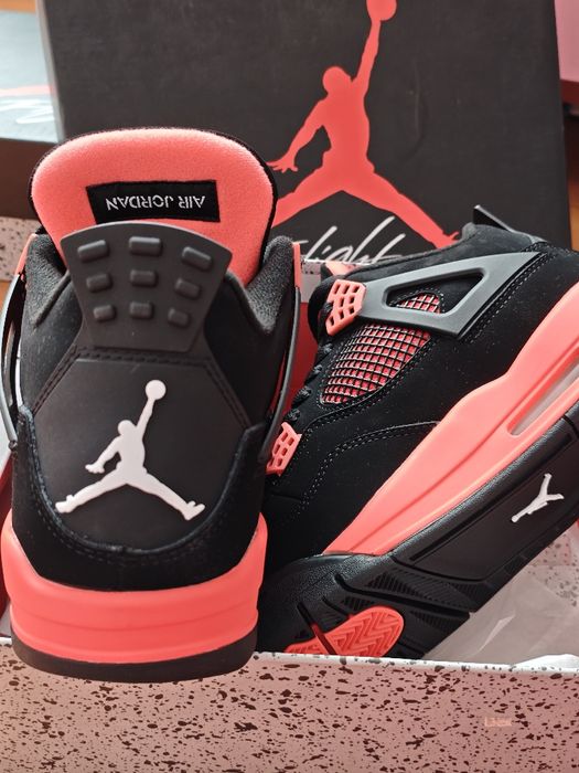 Jordan 4 red thunder