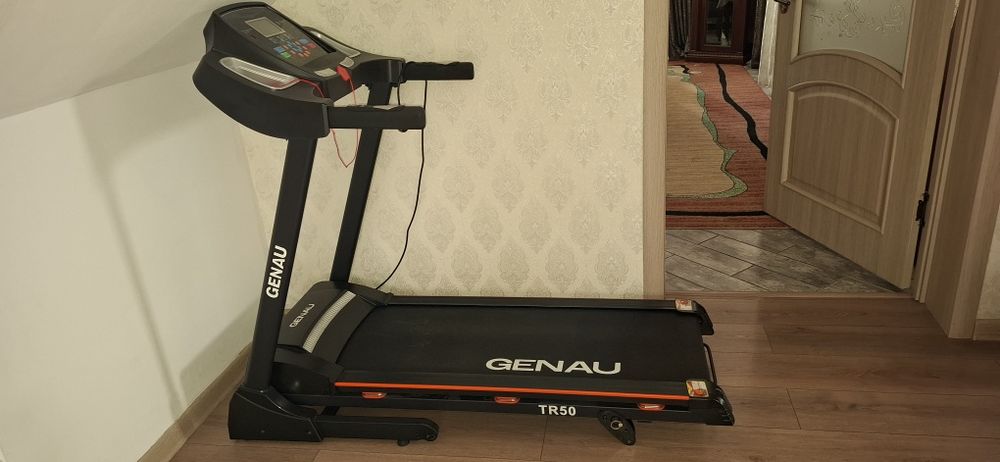 Беговая дорожка GENAU TR 50