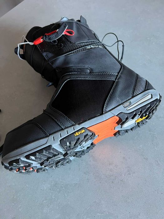 Boots Burton Imperial noi