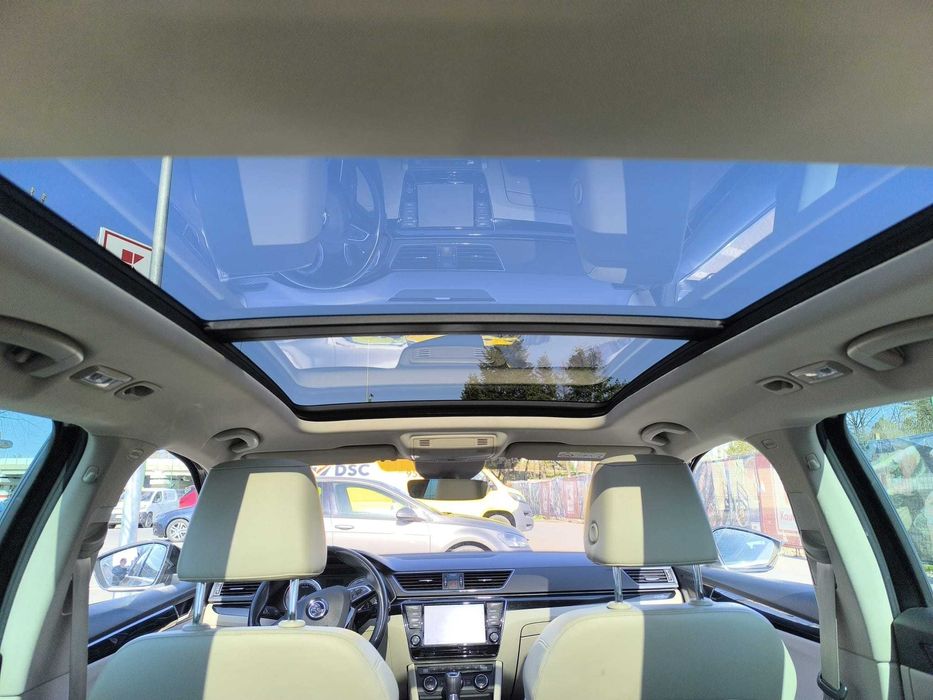Skoda Superb 2.0 TDI DSG 190cp Laurin & Klement