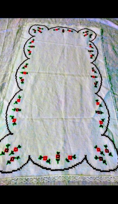 STERGAR/PROSOP țărănesc tradițional,cusut la mâna pe pânză țesută