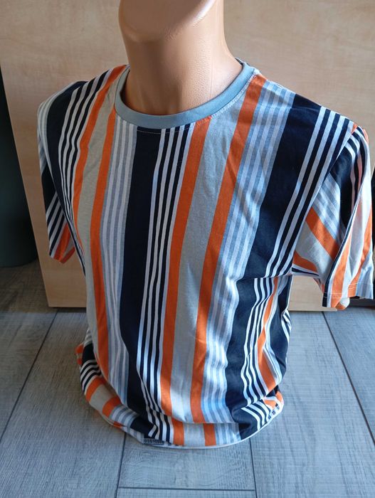 Нови Мъжки блузи къс ръкав