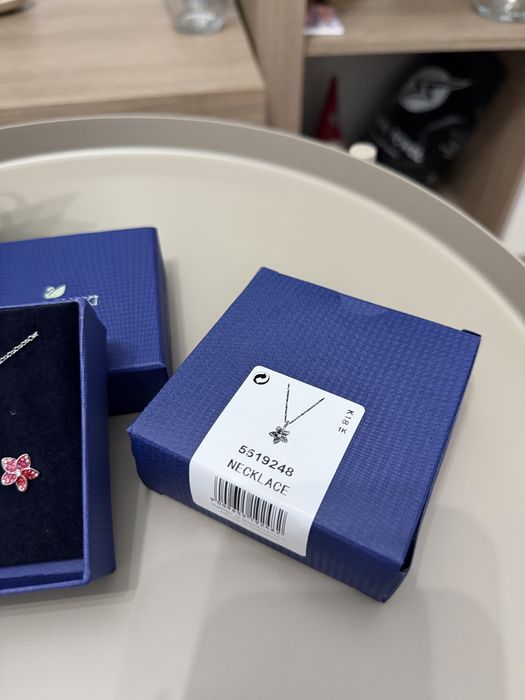 Set Swarovski lantisor si cercei