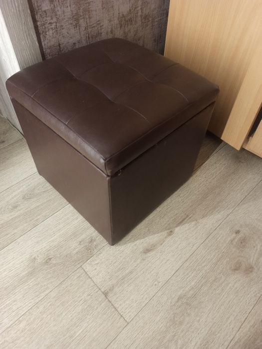 Продаю пуф, кожанная обшивка