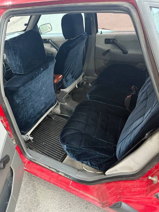 Фольксваген пассат 1989г.