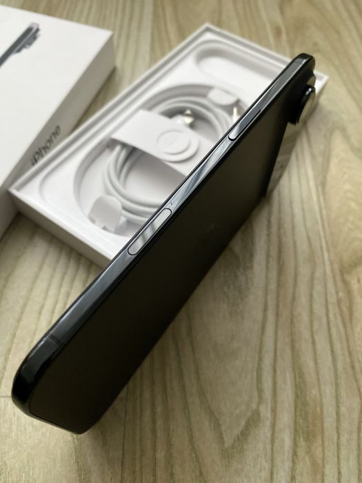 iPhone 17 Air , ca NOU , 100% Bateria , Garantie