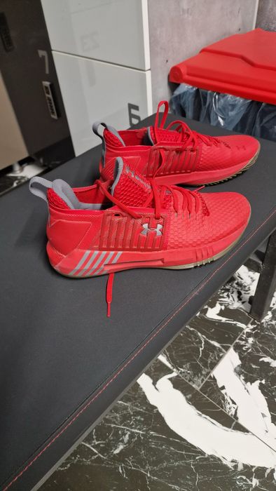 Adidasi Under Armour